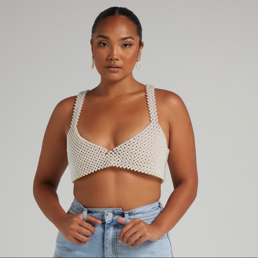 Showpo Peggy Pearl Crop Top size medium